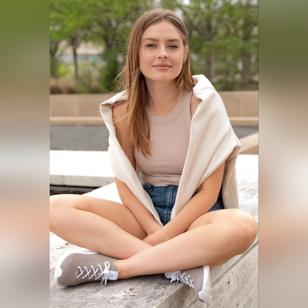 Nisolo Women's Athleisure Eco-Knit Sneaker In Grey Sz 8.5 - Picture 7 of 7